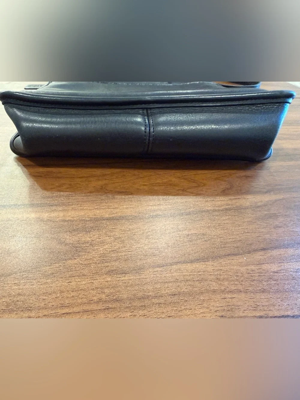 Vintage Coach Willis Crossbody Bag
